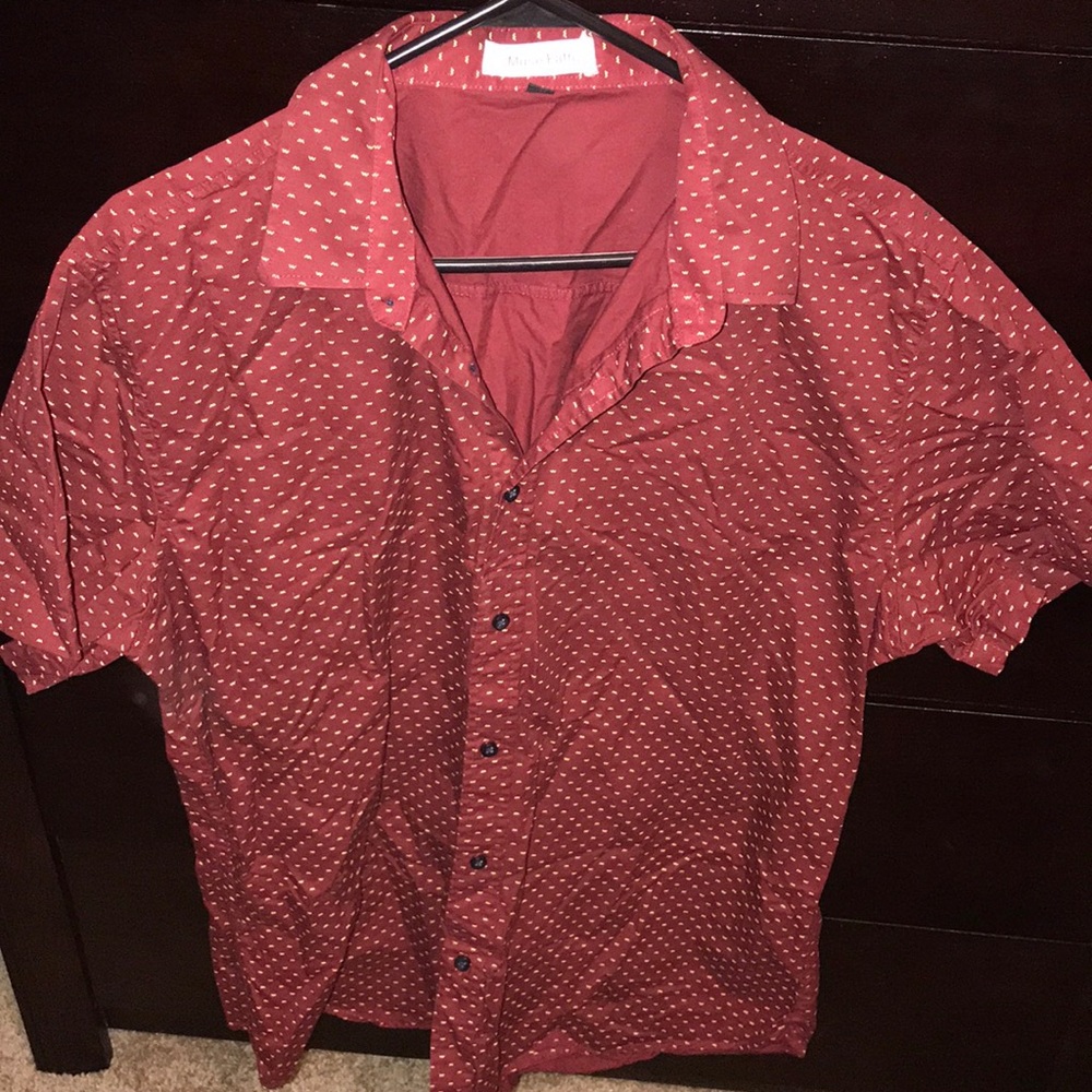 Men’s dress shirt !